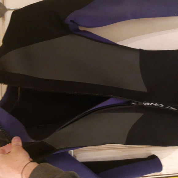 Wwt suit for adults - Picture 3 of 3